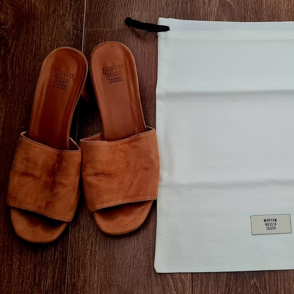 Saddle suede sophie slide mules by Maryam Nassir Zadeh - Picture 2 of 5